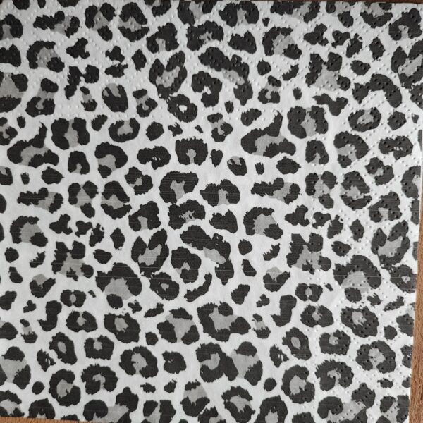 LEOPARDO TONOS GRISES